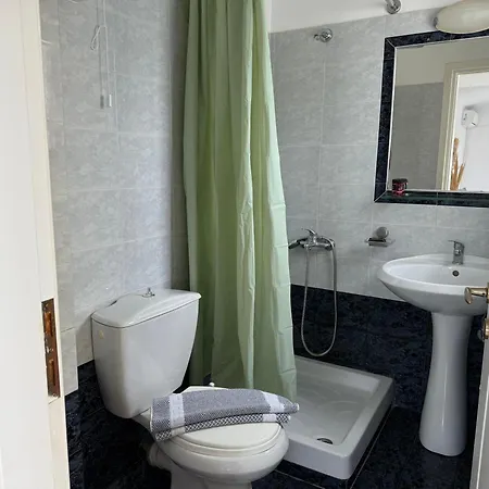 9 Muses Hotel 2*