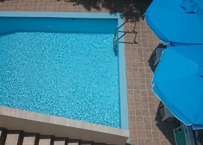 9 Muses 2* Elafonissos